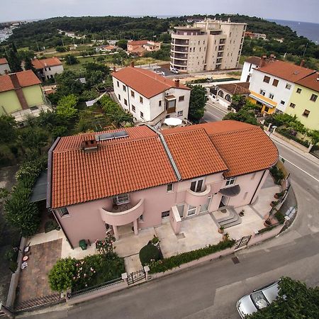 Apartments Sablic بولا المظهر الخارجي الصورة