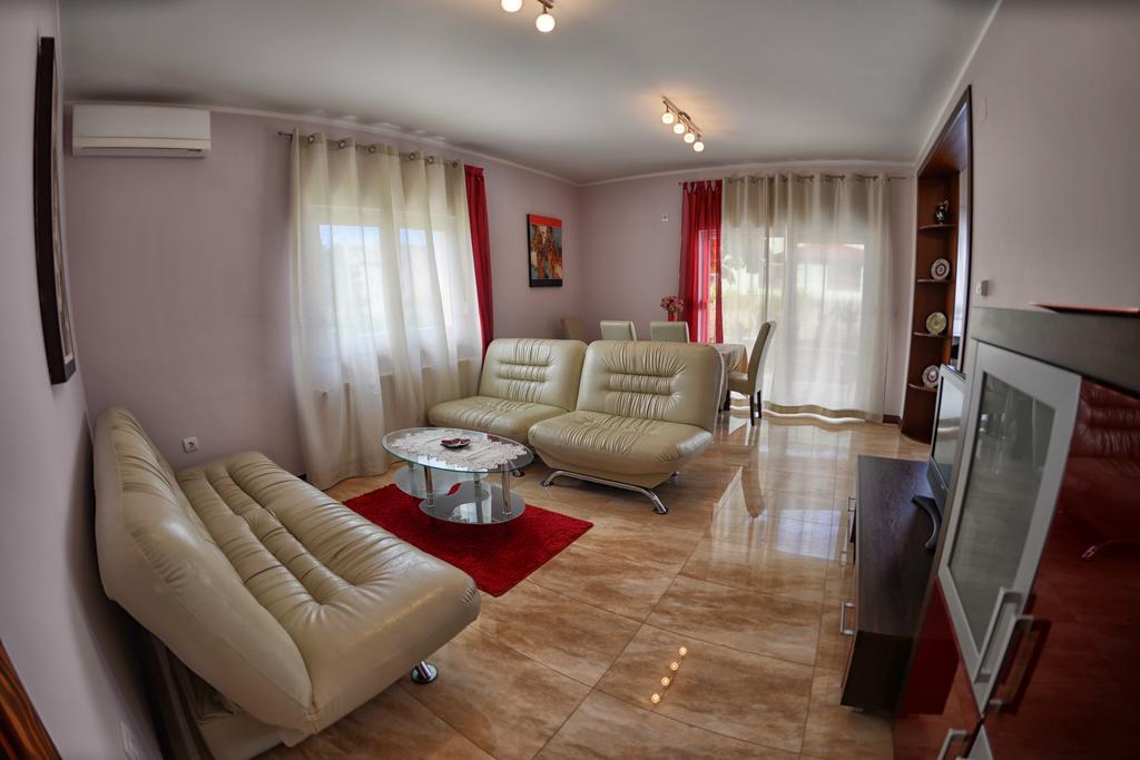 Apartments Sablic بولا المظهر الخارجي الصورة