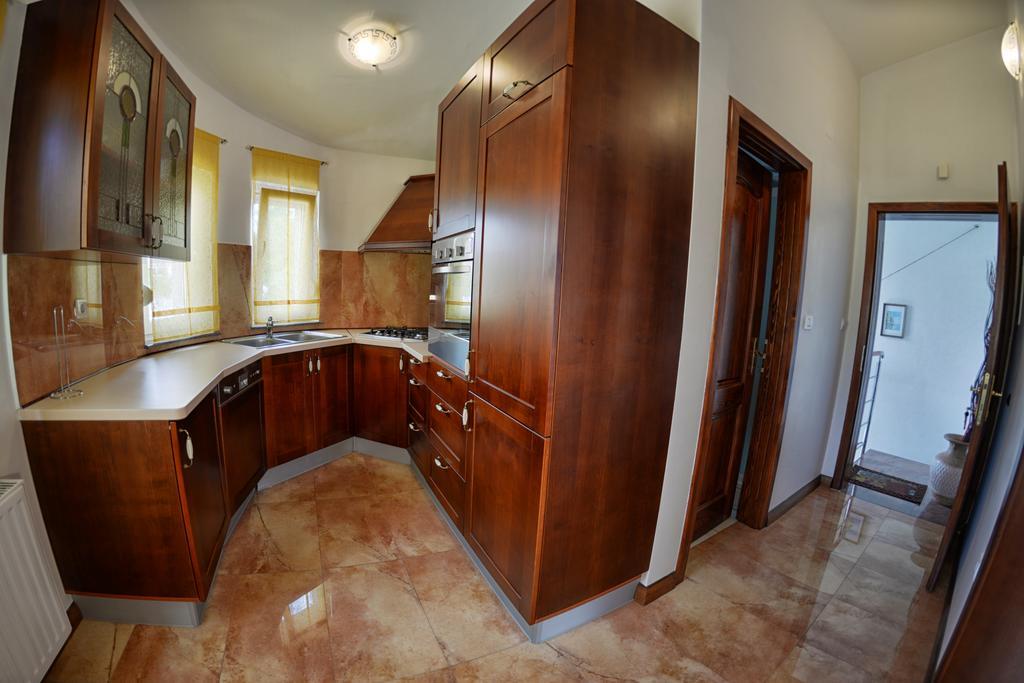 Apartments Sablic بولا المظهر الخارجي الصورة